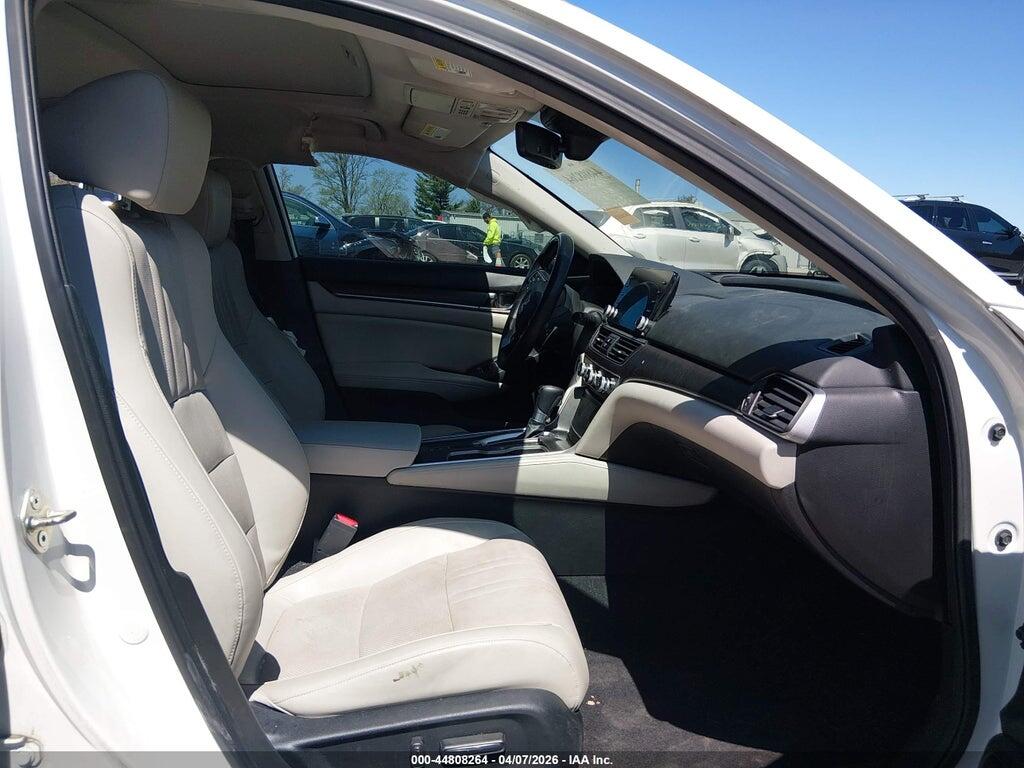 1HGCV1F97JA045704 2018 HONDA ACCORD photo no. 5
