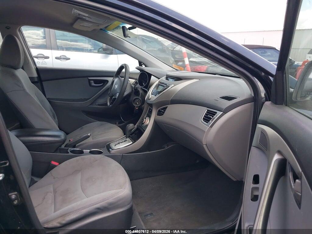 5NPDH4AE9BH020748 2011 HYUNDAI ELANTRA photo no. 5