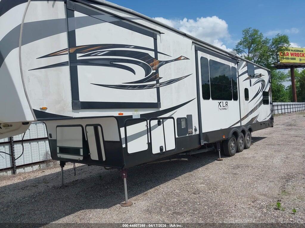 4X4FXL832FF158829 2015 FOREST RIVER XLR TRAILER photo no. 2