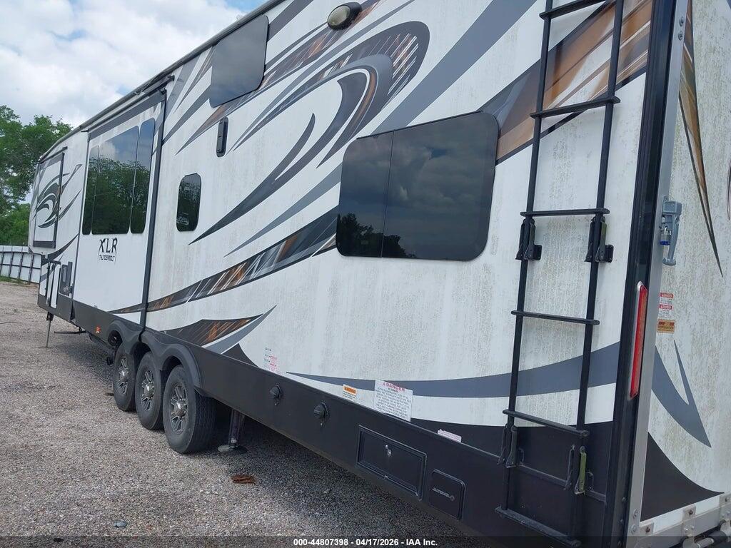 4X4FXL832FF158829 2015 FOREST RIVER XLR TRAILER photo no. 3