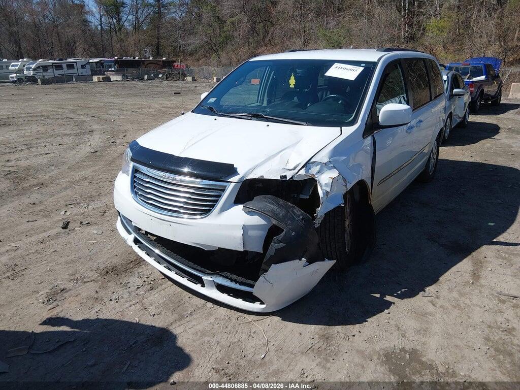 2C4RC1BG6GR246260 2016 CHRYSLER TOWN & COUNTRY photo no. 2