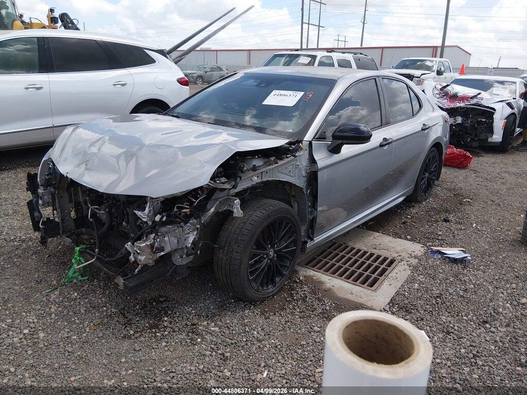 4T1G11AK7LU322807 2020 TOYOTA CAMRY photo no. 2