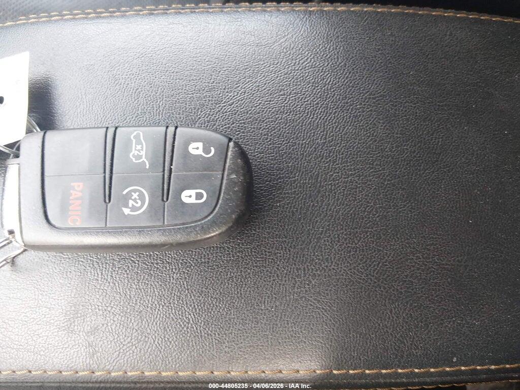 3C4NJCCB6JT122268 2018 JEEP COMPASS photo no. 11