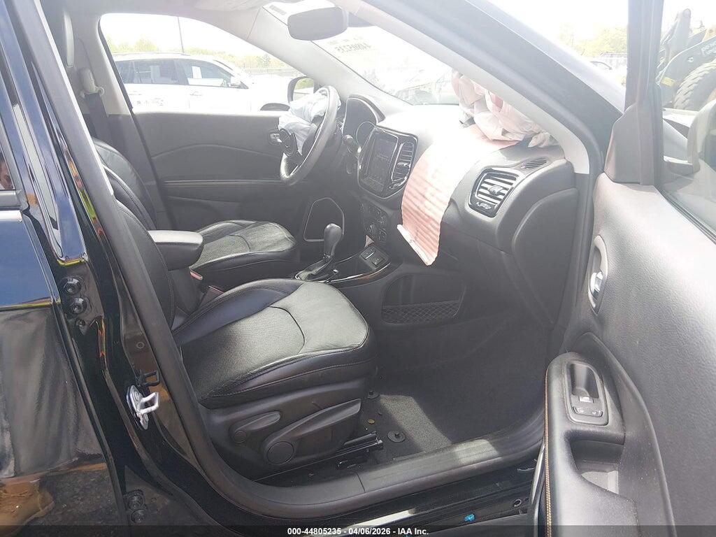 3C4NJCCB6JT122268 2018 JEEP COMPASS photo no. 5