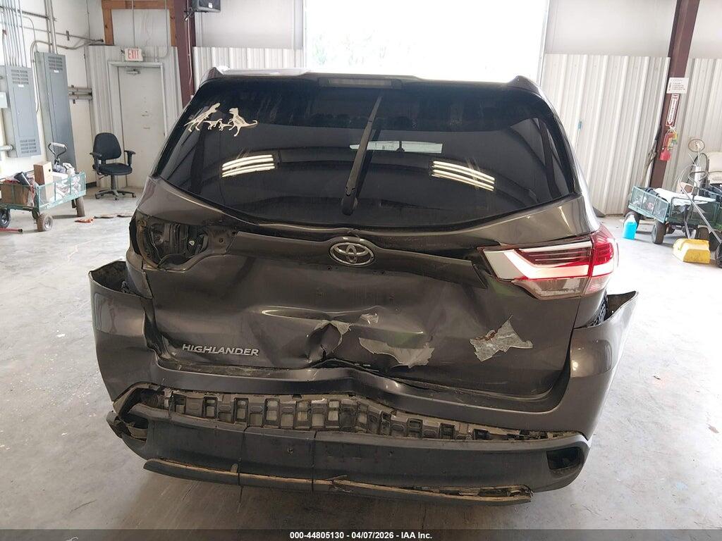5TDZZRFH0JS263960 2018 TOYOTA HIGHLANDER photo no. 6