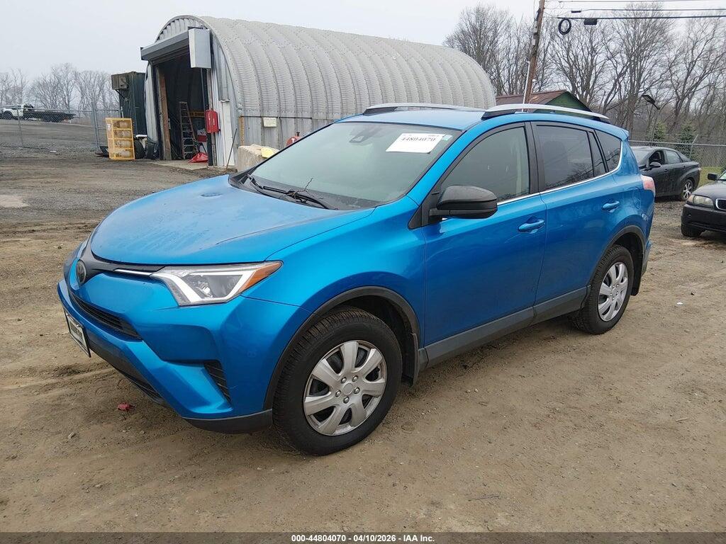JTMBFREV2HJ136491 2017 TOYOTA RAV4 photo no. 2