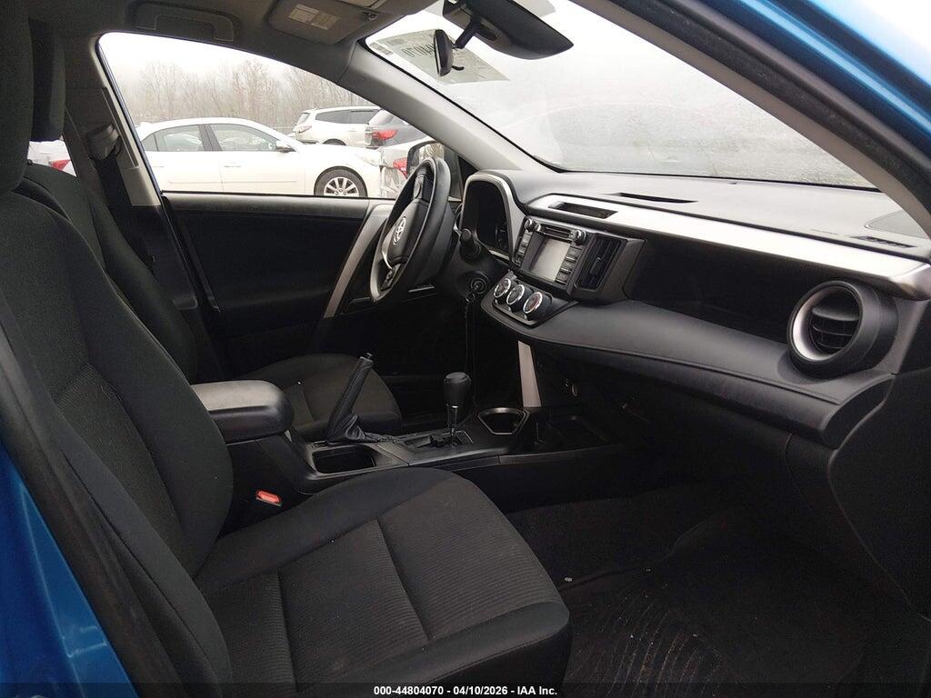 JTMBFREV2HJ136491 2017 TOYOTA RAV4 photo no. 5