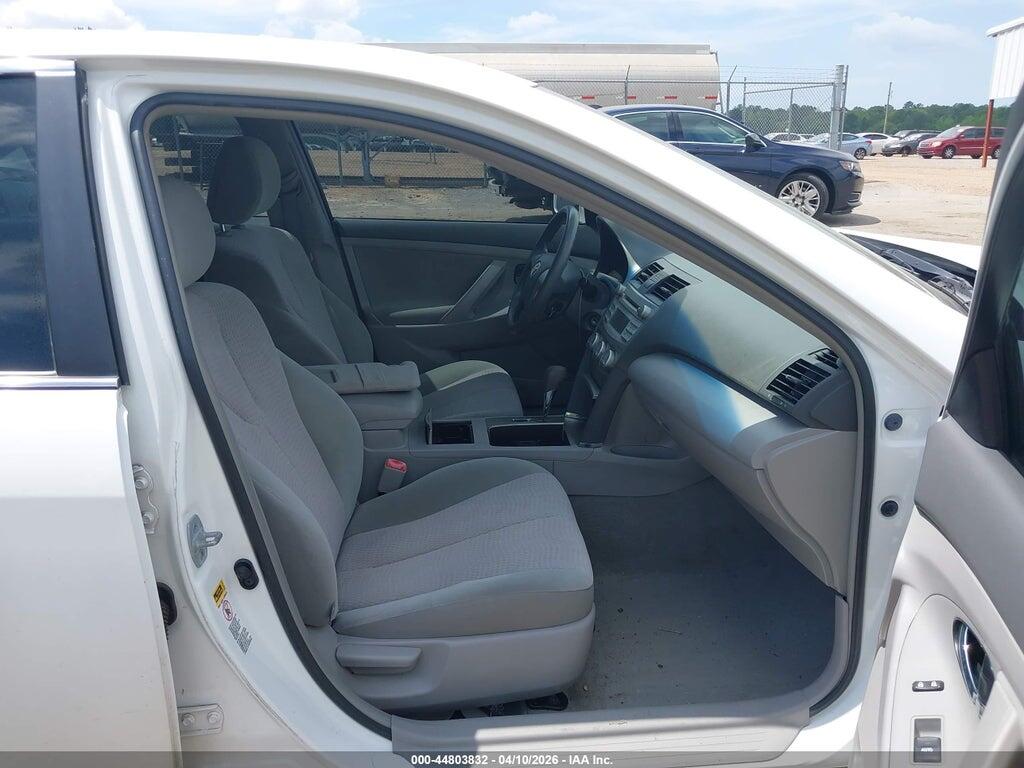 4T1BF3EK9BU642811 2011 TOYOTA CAMRY photo no. 5