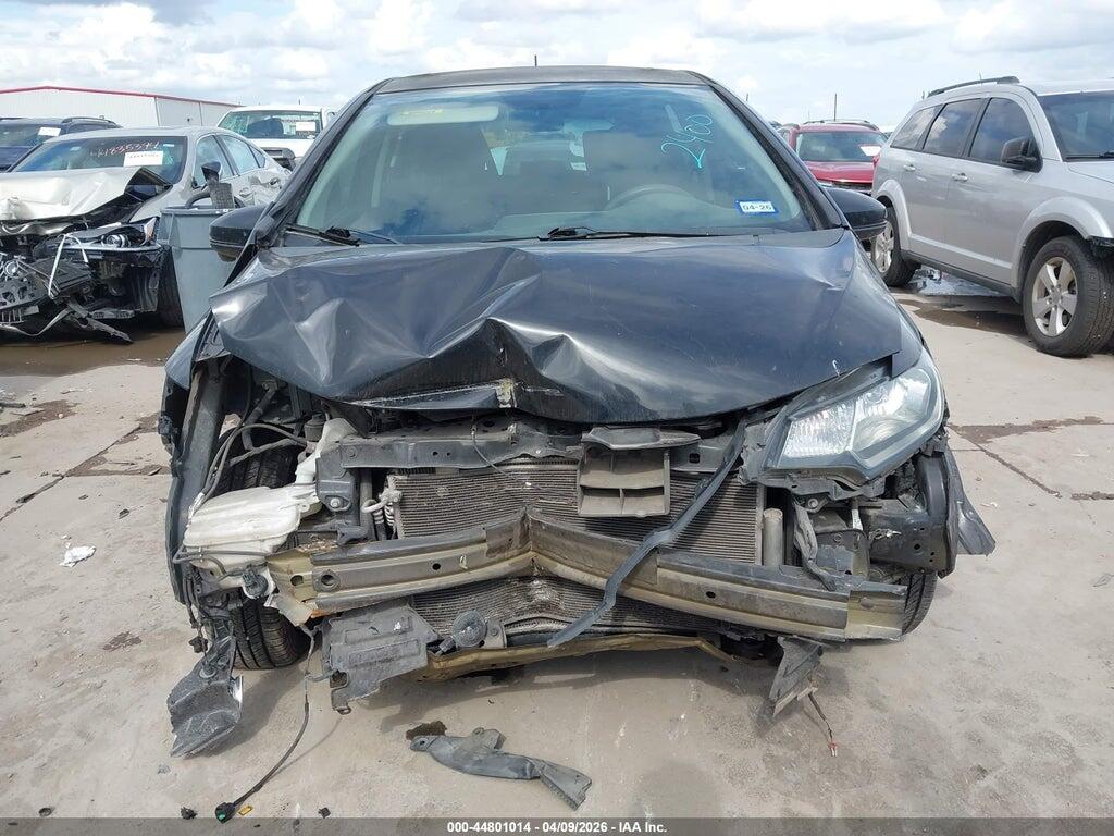 3HGGK5G73HM702400 2017 HONDA FIT photo no. 12