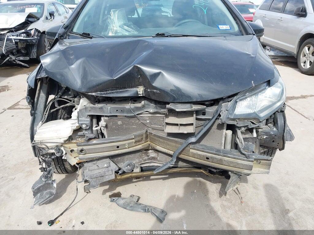 3HGGK5G73HM702400 2017 HONDA FIT photo no. 6