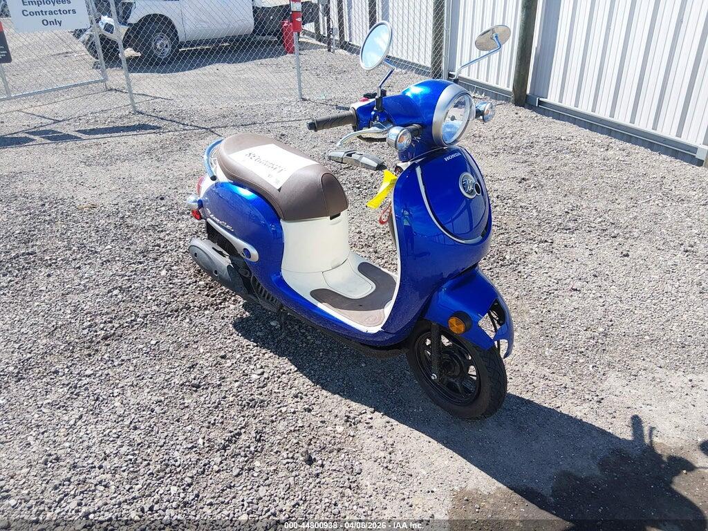 JH2AF7717RK700293 2024 HONDA NCW50 photo no. 1