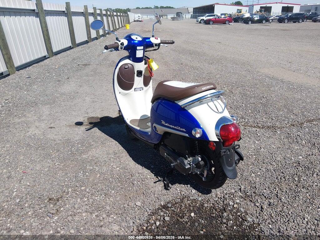 JH2AF7717RK700293 2024 HONDA NCW50 photo no. 3