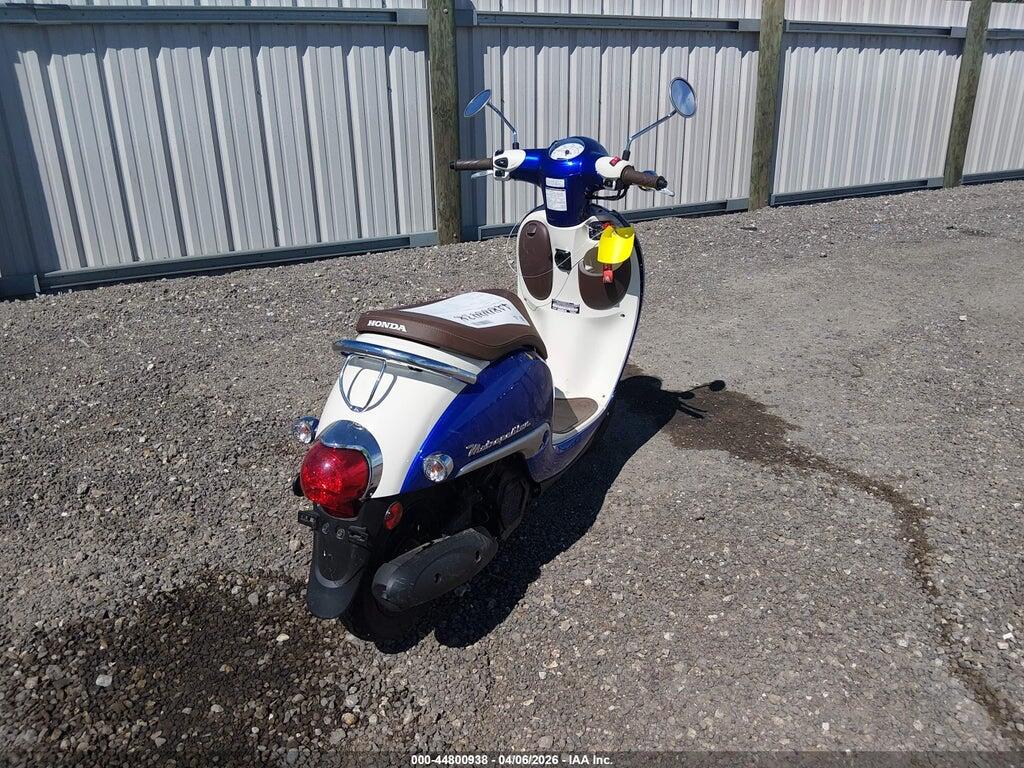 JH2AF7717RK700293 2024 HONDA NCW50 photo no. 4