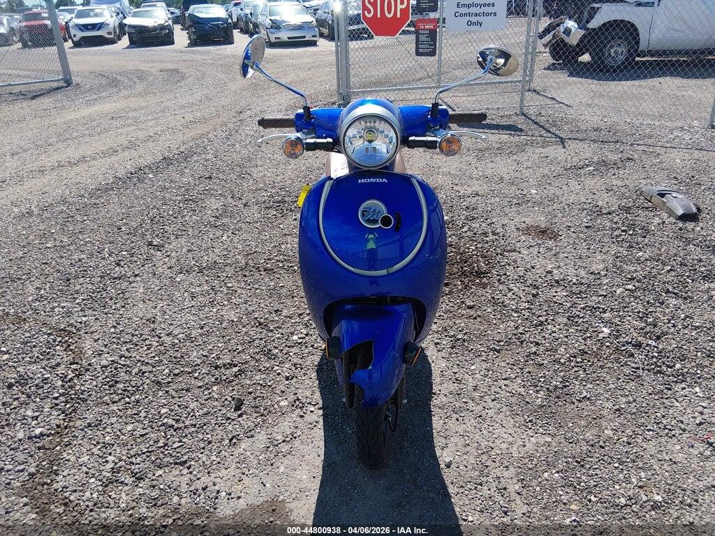 JH2AF7717RK700293 2024 HONDA NCW50 photo no. 5