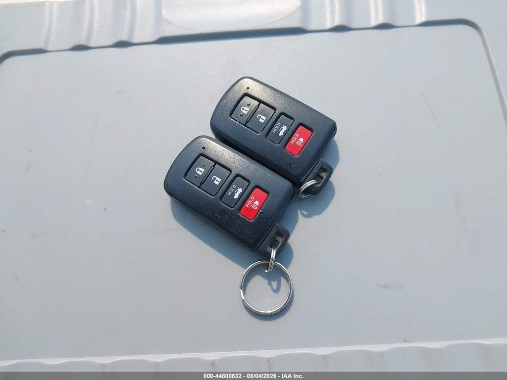 4T1BD1FKXCU022320 2012 TOYOTA CAMRY HYBRID photo no. 11