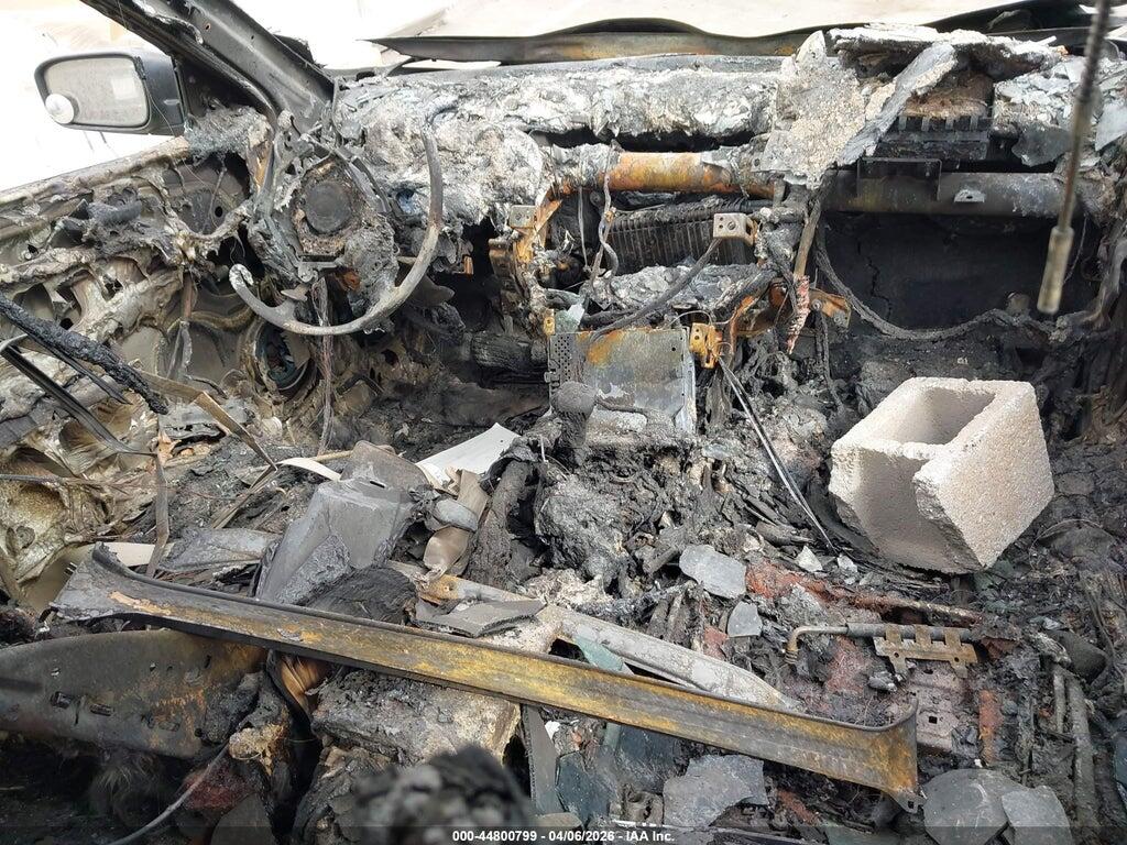 1HGCM66504A064483 2004 HONDA ACCORD photo no. 5