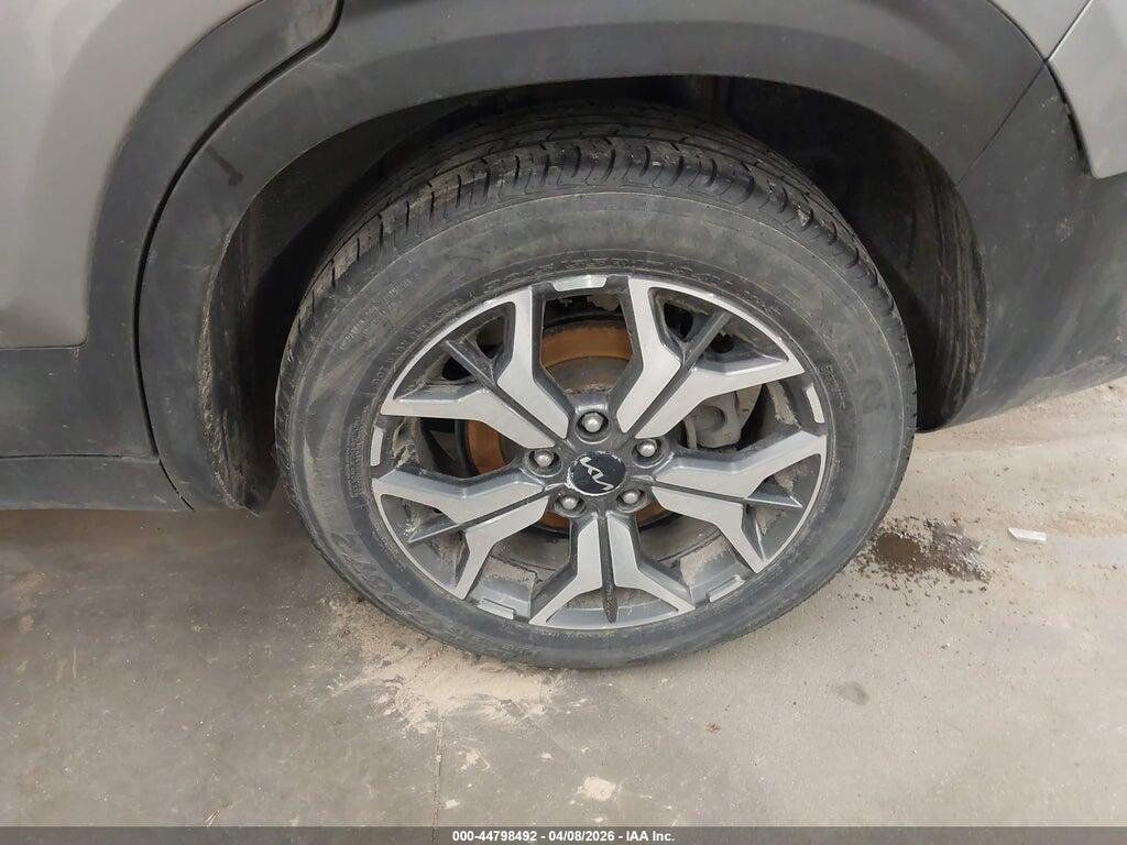 KNDERCAA5N7281165 2022 KIA SELTOS photo no. 12