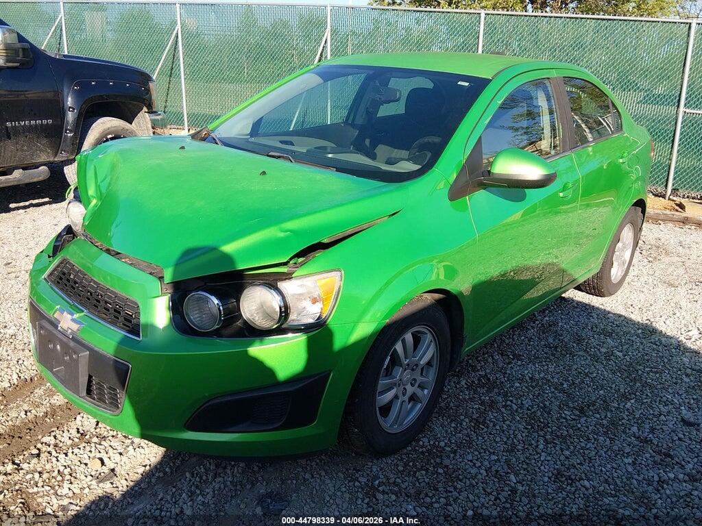 1G1JC5SH2F4165053 2015 CHEVROLET SONIC photo no. 2