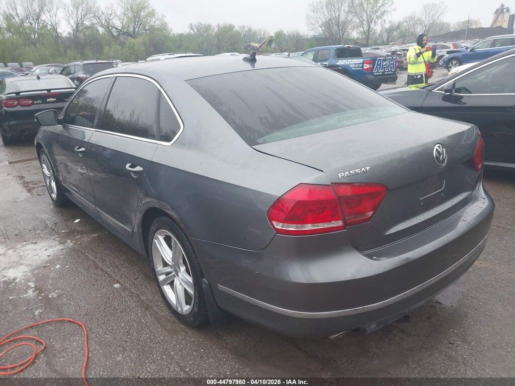1VWCN7A32EC036579 2014 VOLKSWAGEN PASSAT photo no. 3