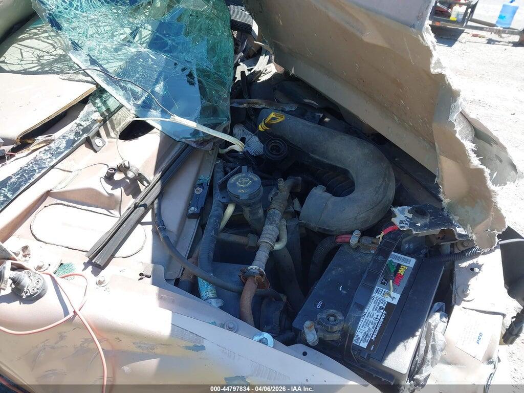 1FDEE1462VHB56055 1997 FORD E-150 photo no. 10