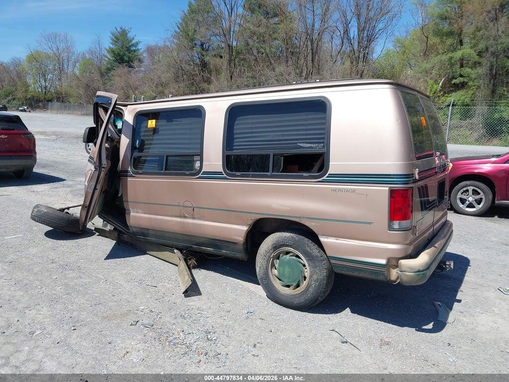 1FDEE1462VHB56055 1997 FORD E-150 photo no. 3