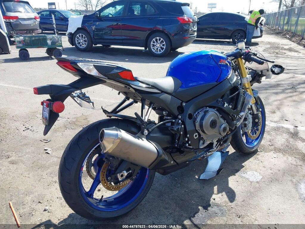 JS1GR7MA9T7101415 2026 SUZUKI GSX-R750 photo no. 4