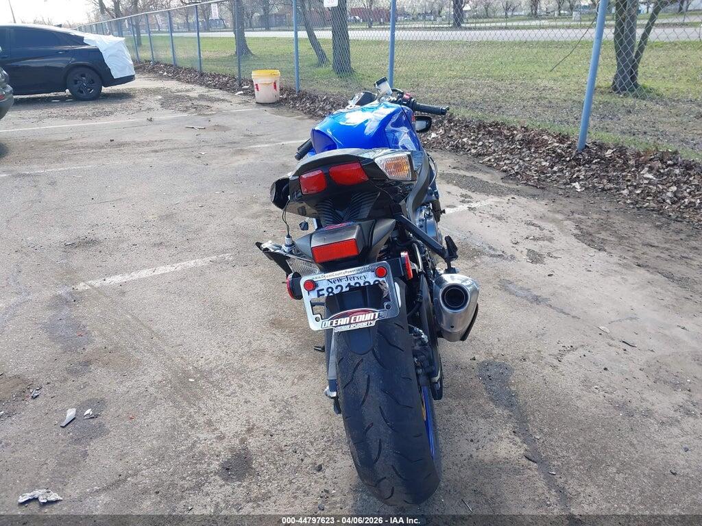 JS1GR7MA9T7101415 2026 SUZUKI GSX-R750 photo no. 6