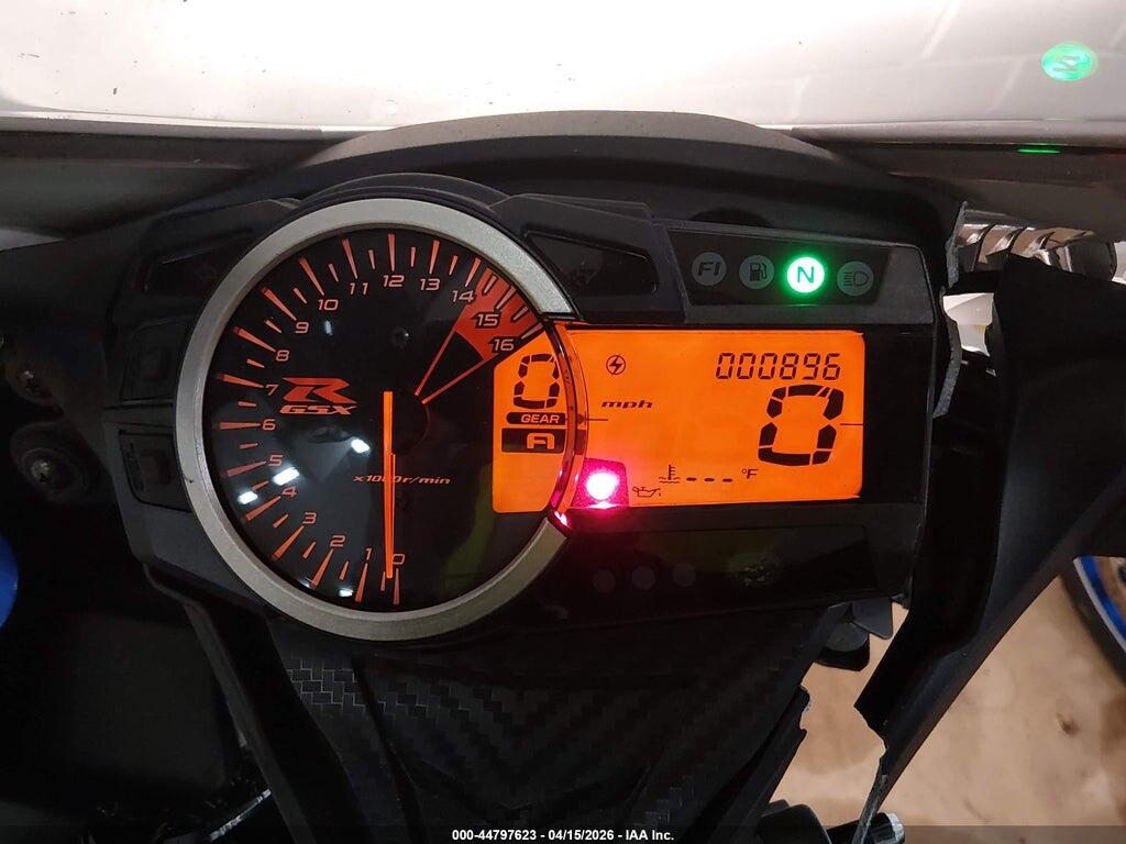 JS1GR7MA9T7101415 2026 SUZUKI GSX-R750 photo no. 7
