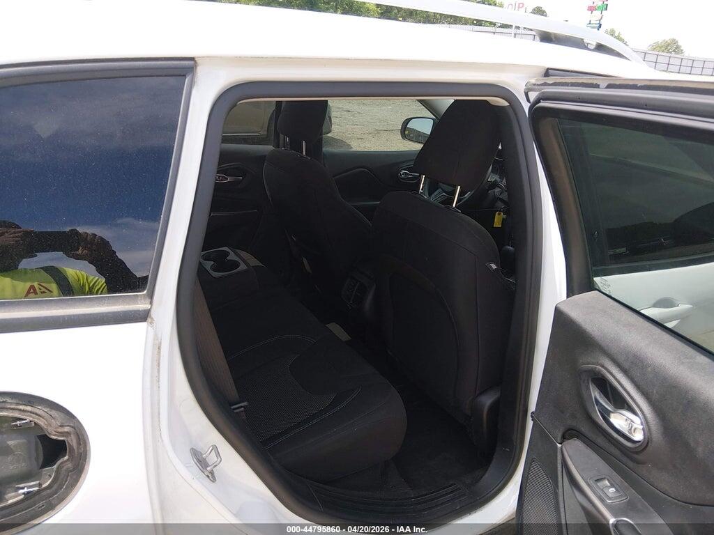 1C4PJLCB0LD648526 2020 JEEP CHEROKEE photo no. 8