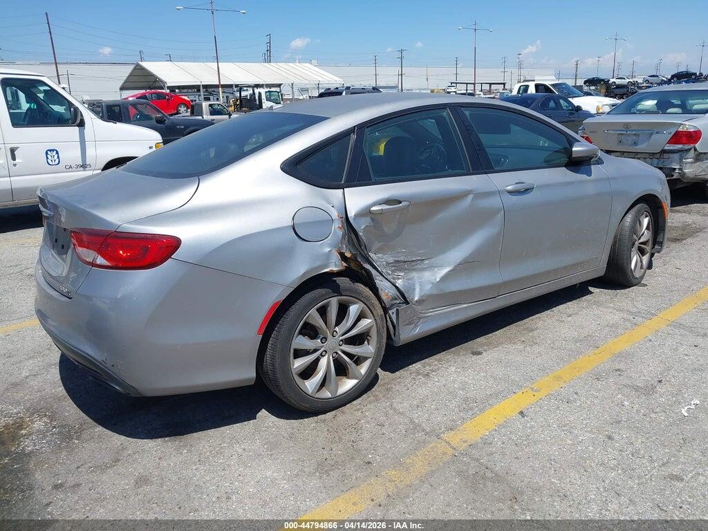 1C3CCCBB3FN680769 2015 CHRYSLER 200 photo no. 4
