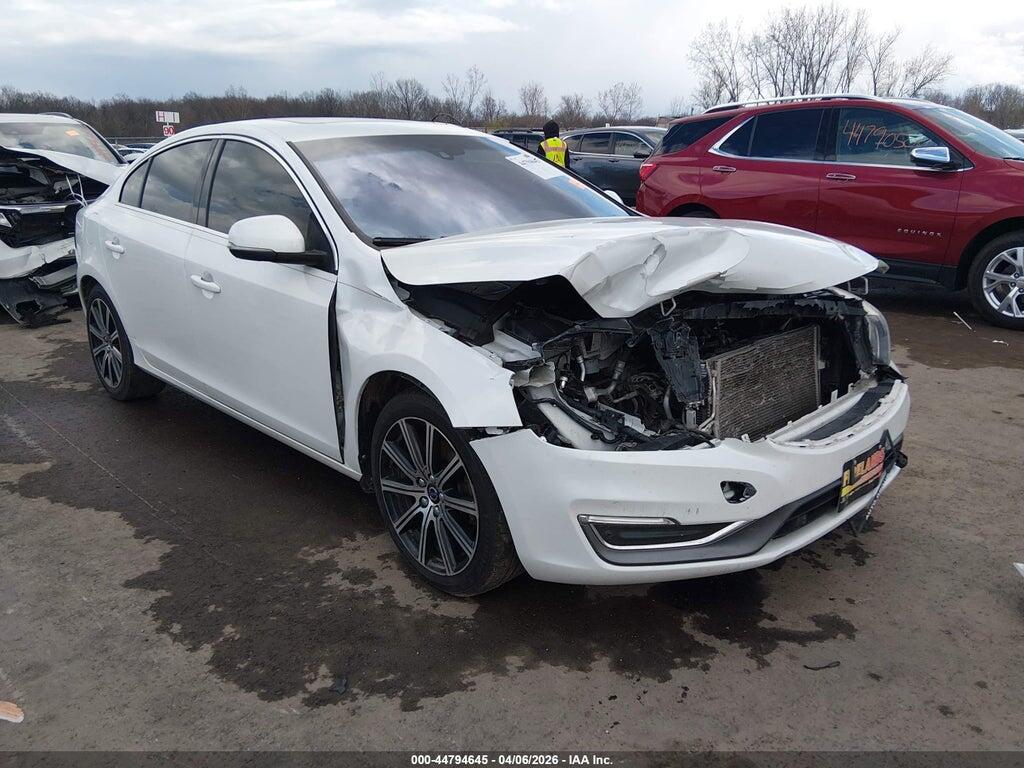 LYV402TK1JB166008 2018 VOLVO S60 INSCRIPTION photo no. 1