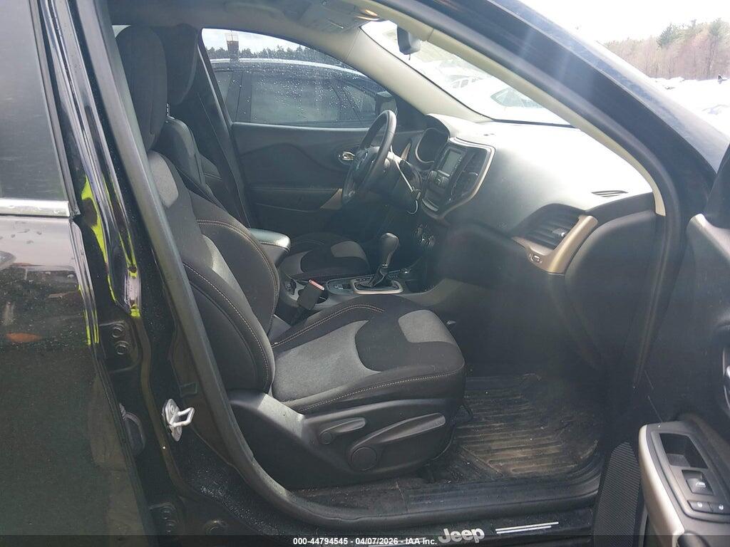 1C4PJMCB9JD564224 2018 JEEP CHEROKEE photo no. 5