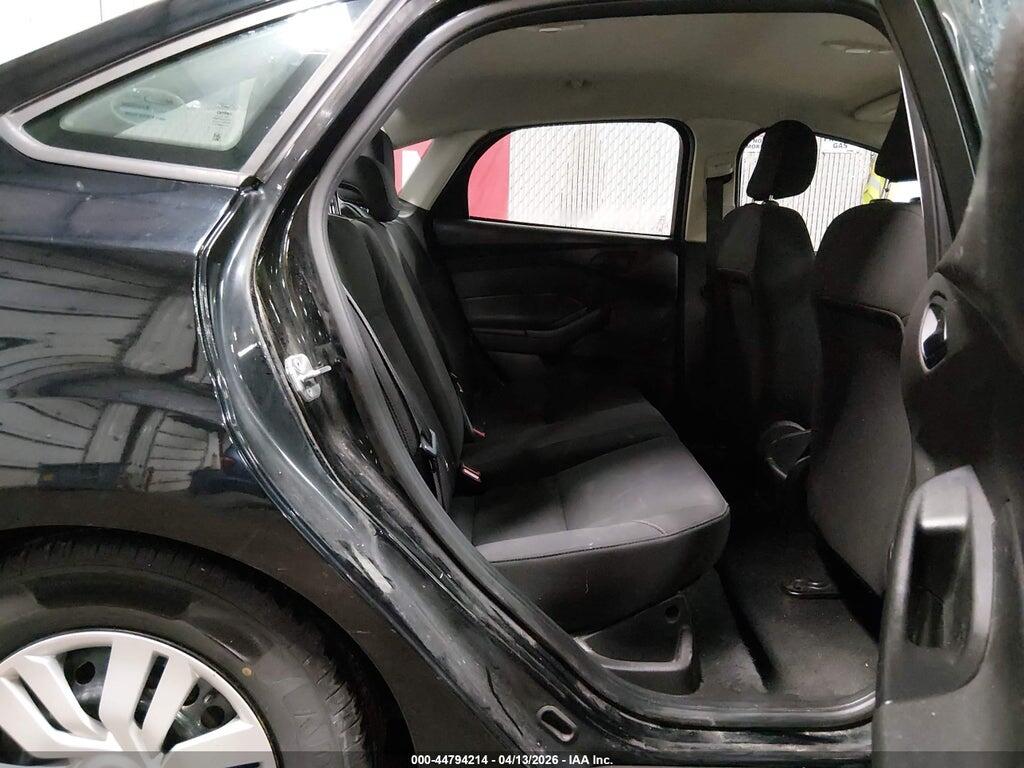 1FADP3E29GL397814 2016 FORD FOCUS photo no. 8