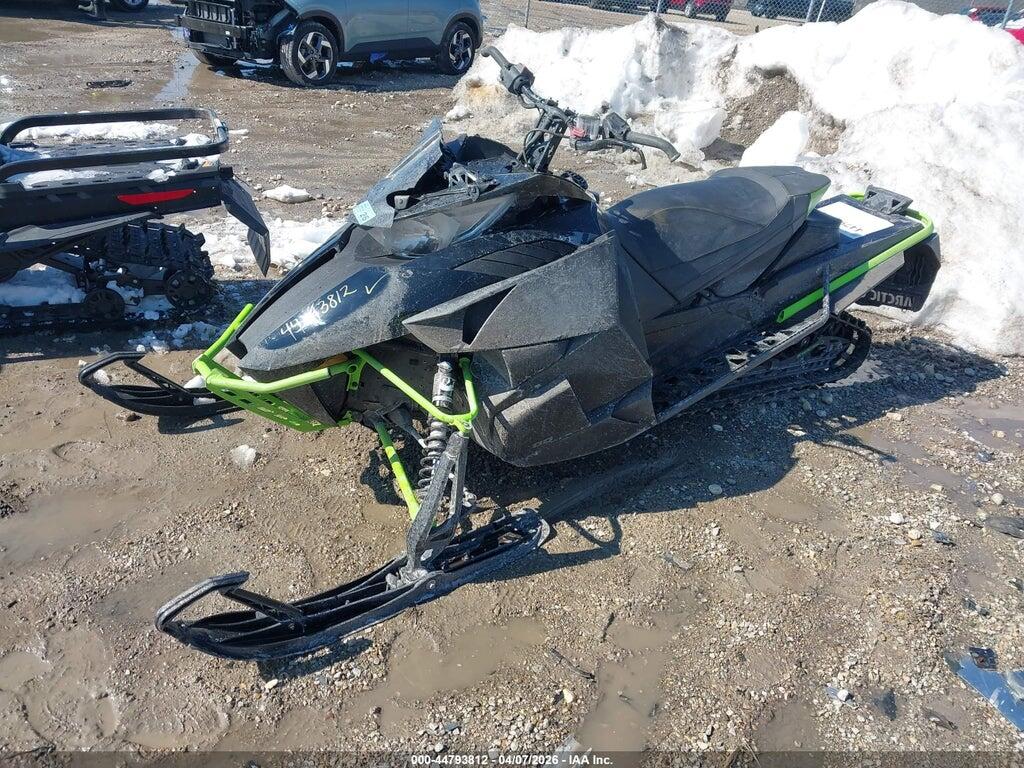 4UF17SNW5HT115804 2017 ARCTIC CAT ZR 8000 photo no. 2