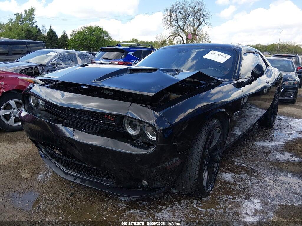 2C3CDZAT6FH715176 2015 DODGE CHALLENGER photo no. 2