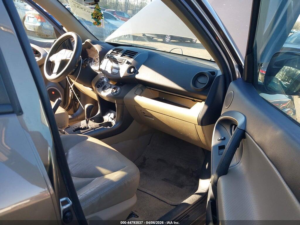 2T3DF4DV3BW163866 2011 TOYOTA RAV4 photo no. 5