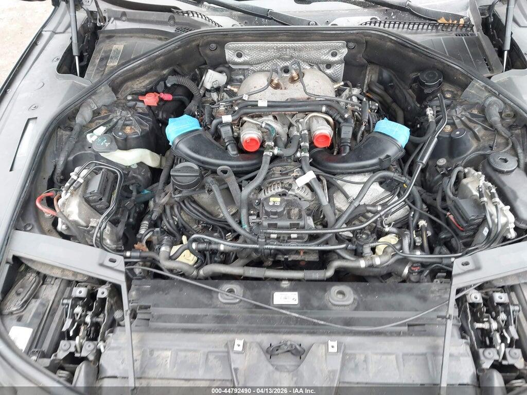 WBAYB6C52FD225381 2015 BMW 750I photo no. 10