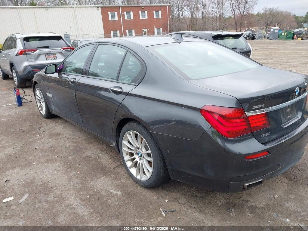 WBAYB6C52FD225381 2015 BMW 750I photo no. 3