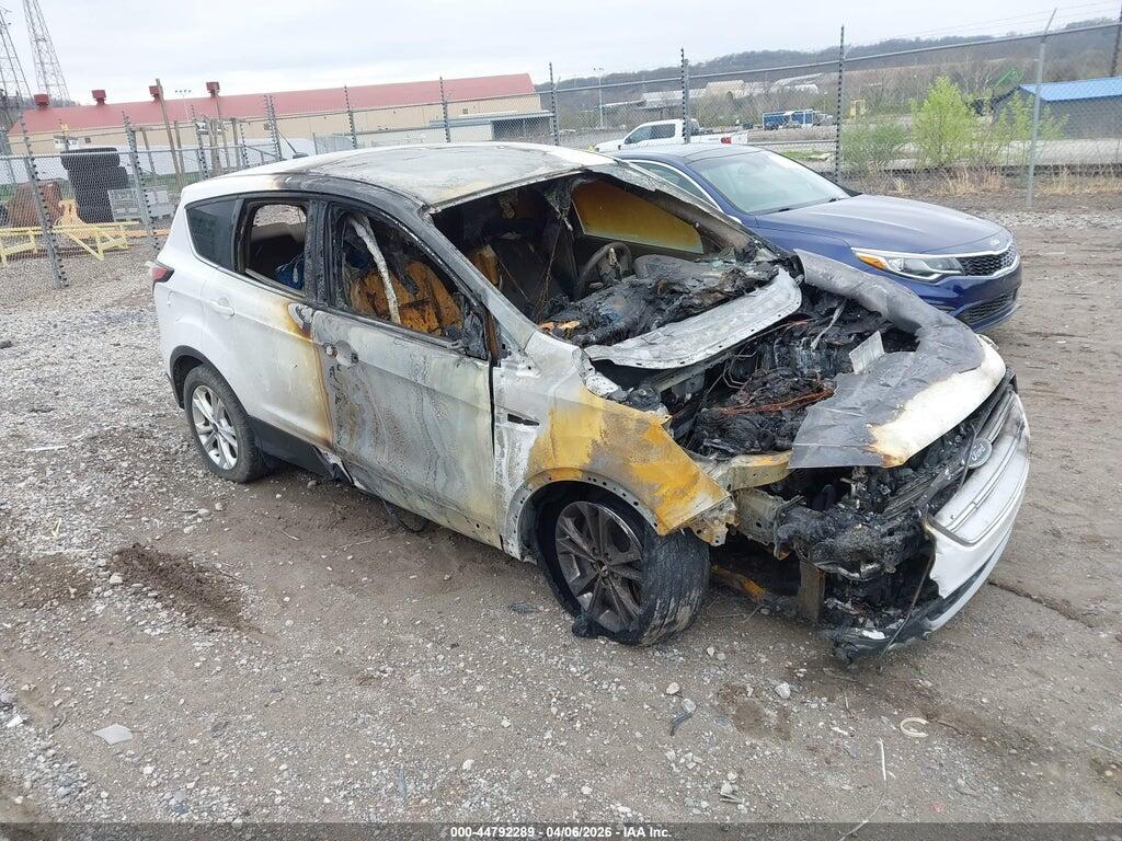 1FMCU9GD9HUD26152 2017 FORD ESCAPE photo no. 1