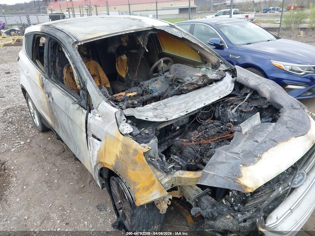 1FMCU9GD9HUD26152 2017 FORD ESCAPE photo no. 6
