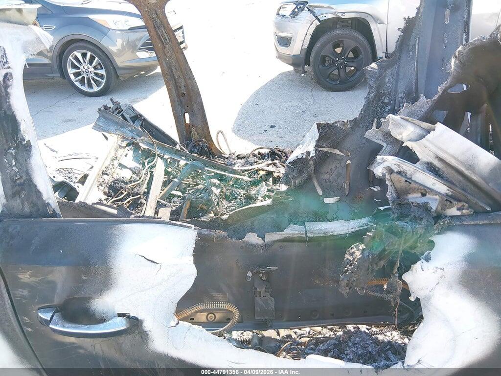 WAU44AFD4HN020835 2017 AUDI A8 L photo no. 5