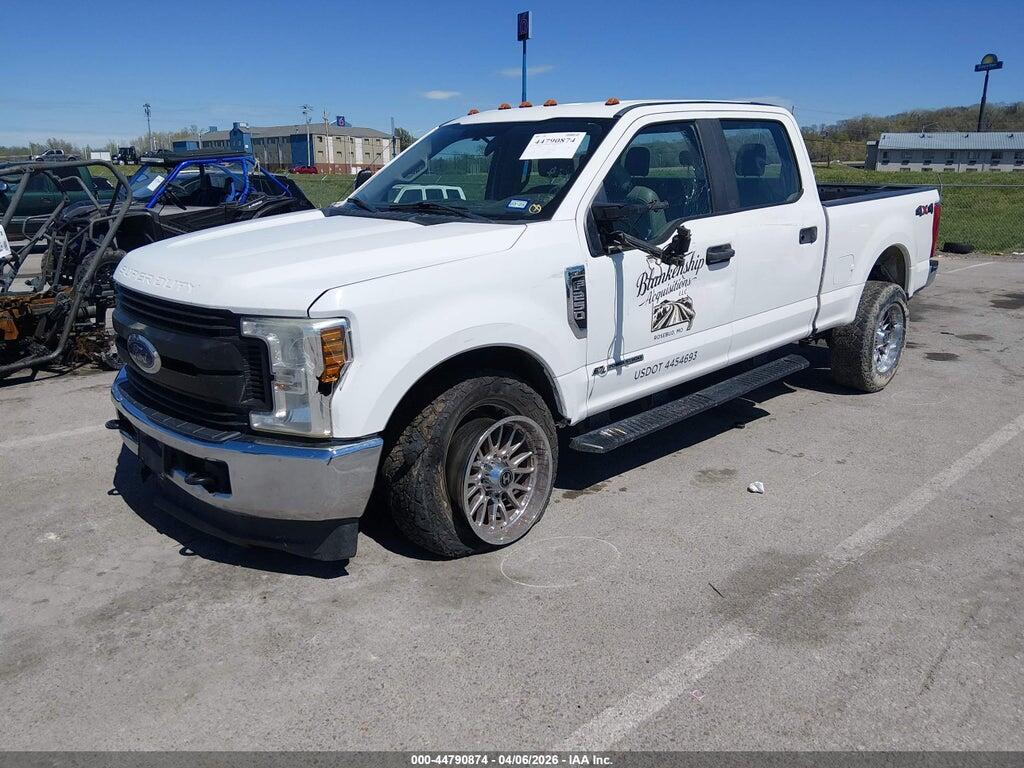 1FT7W2BT2KEF83144 2019 FORD F-250 photo no. 2