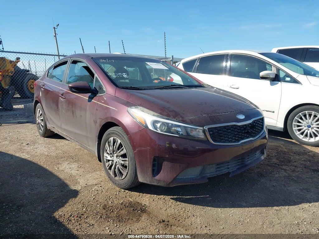 3KPFK4A76HE084724 2017 KIA FORTE photo no. 1