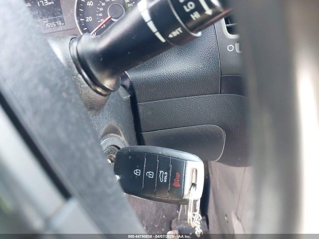 3KPFK4A76HE084724 2017 KIA FORTE photo no. 11