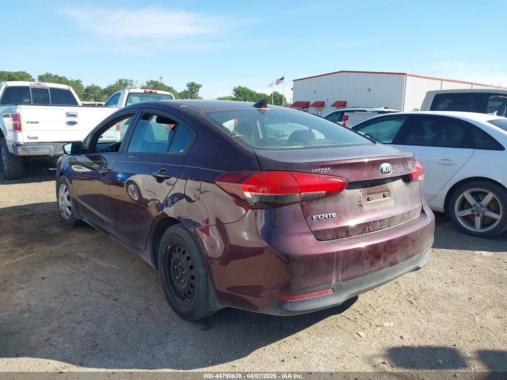 3KPFK4A76HE084724 2017 KIA FORTE photo no. 3