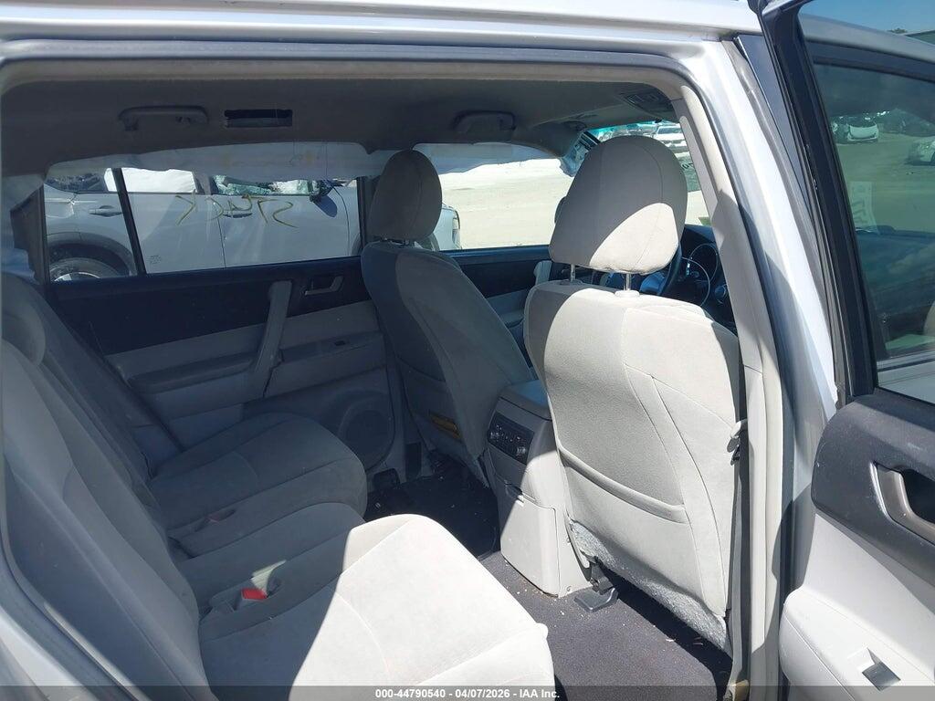 5TDBK3EH3BS086195 2011 TOYOTA HIGHLANDER photo no. 8