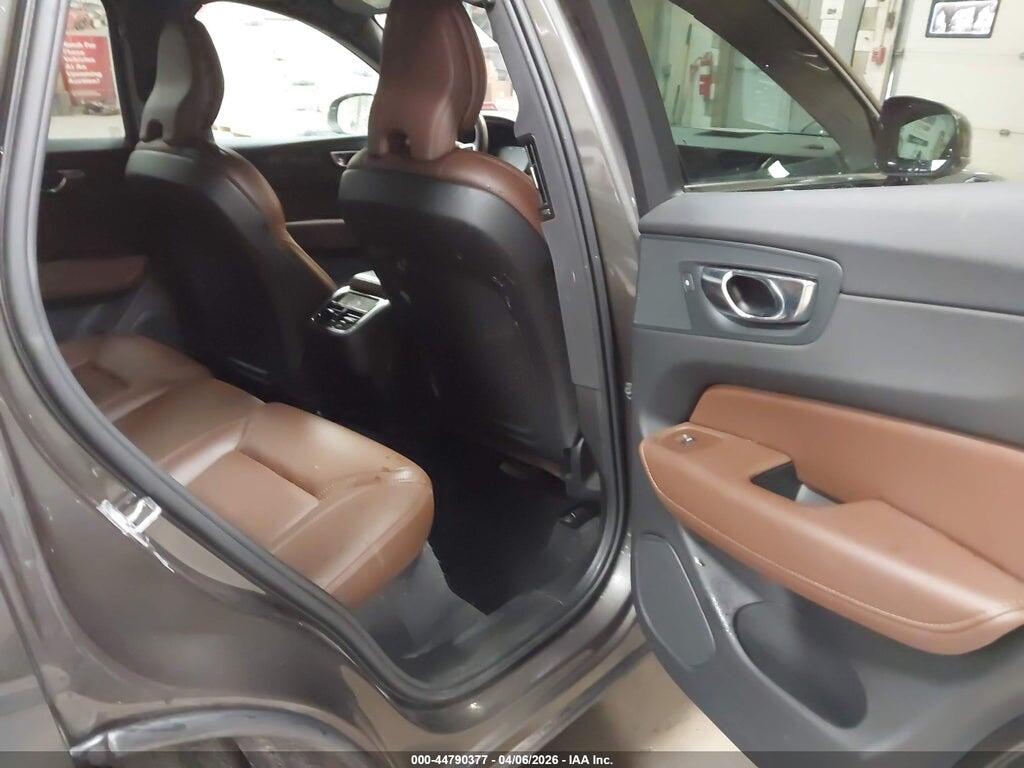 YV4102RL9M1740835 2021 VOLVO XC60 photo no. 8