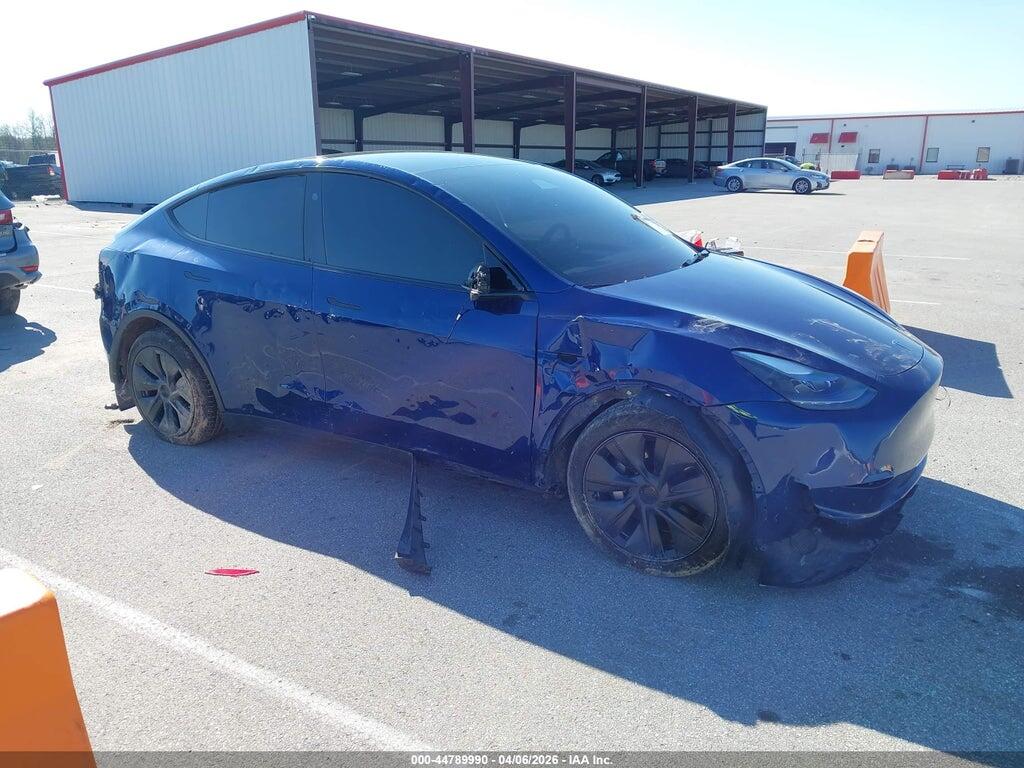 7SAYGAEE7SF223863 2025 TESLA MODEL Y photo no. 1