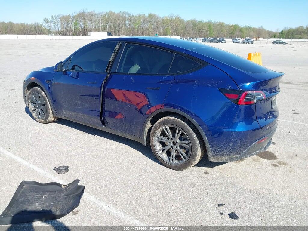 7SAYGAEE7SF223863 2025 TESLA MODEL Y photo no. 3