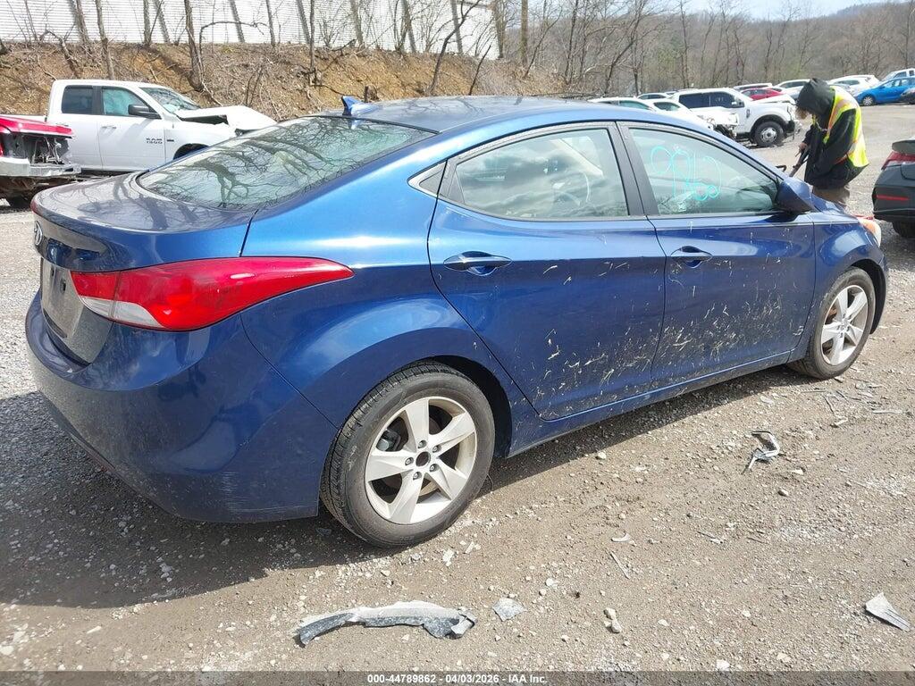 KMHDH4AE2DU813569 2013 HYUNDAI ELANTRA photo no. 4